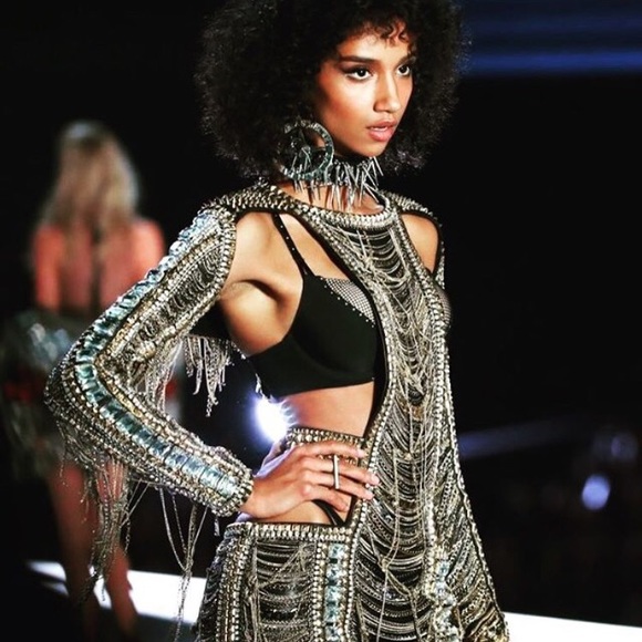 Balmain Bra Panty Set Limited. Open to trading - Picture 2 of 8